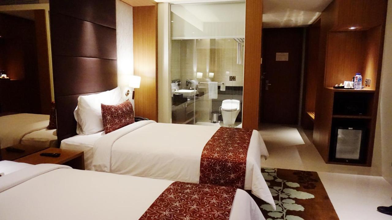 The Margo Hotel Depok Exterior photo