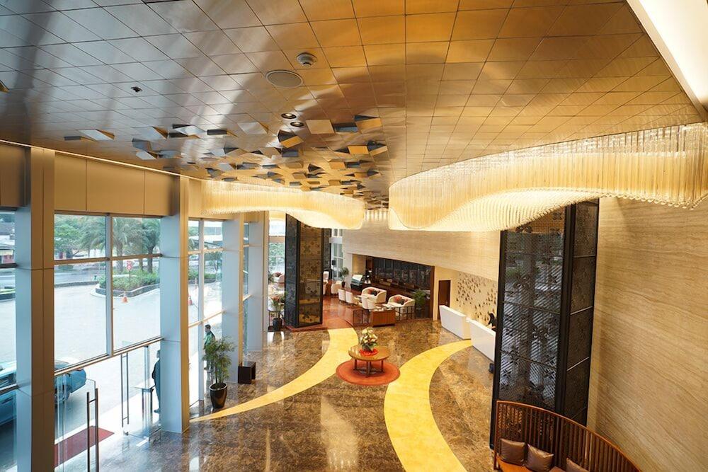 The Margo Hotel Depok Exterior photo