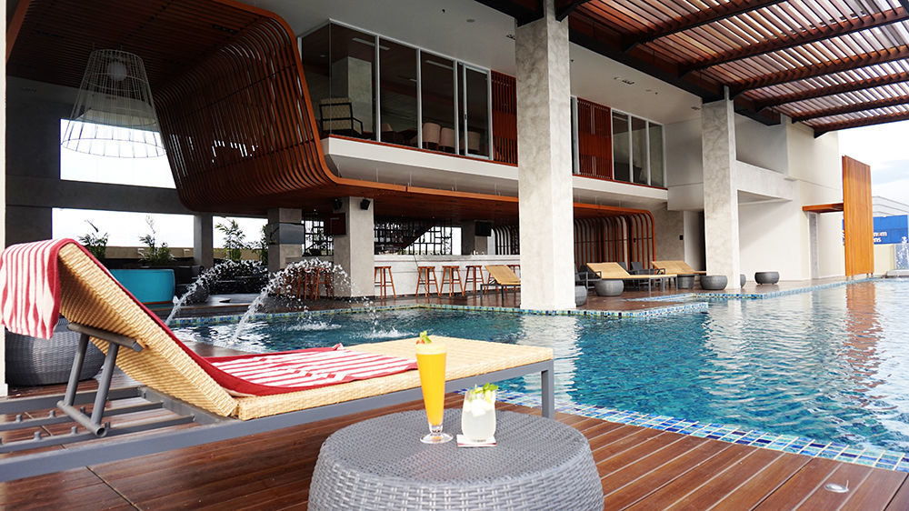 The Margo Hotel Depok Exterior photo